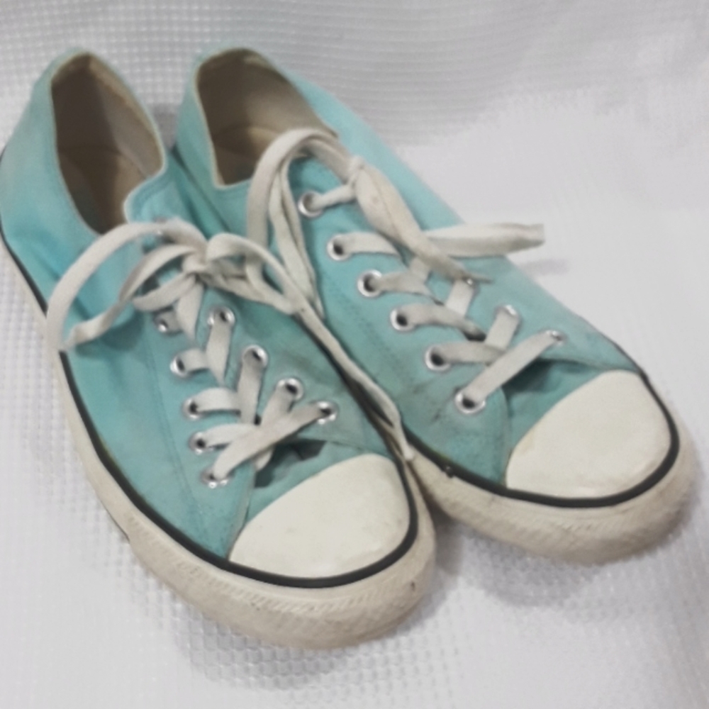 Converse shoes